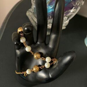 Delicate Gold and Pearl beaded bracelets (PAIR), Unmarked